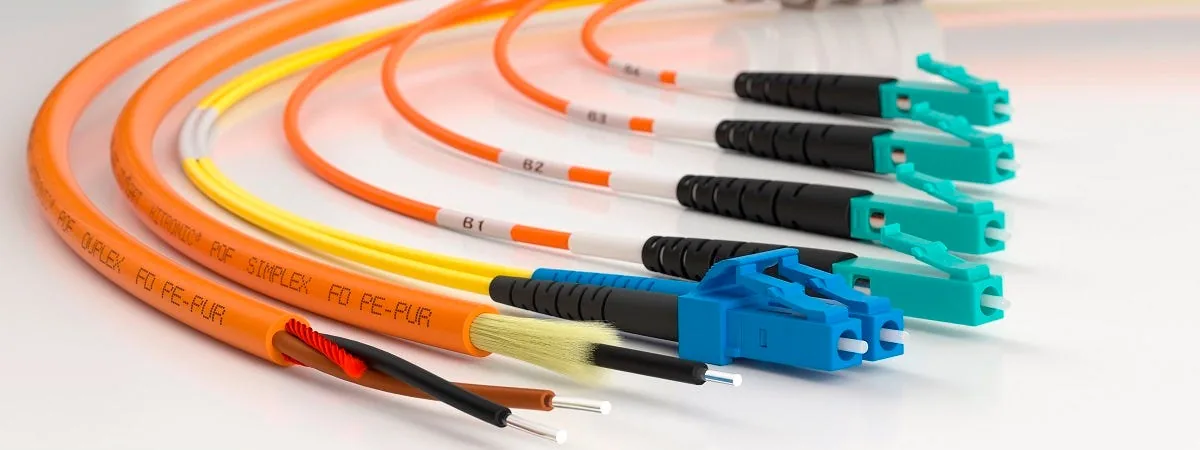 Single-Mode vs. Multi-Mode Fiber: Choosing the Right Fit for Your Project